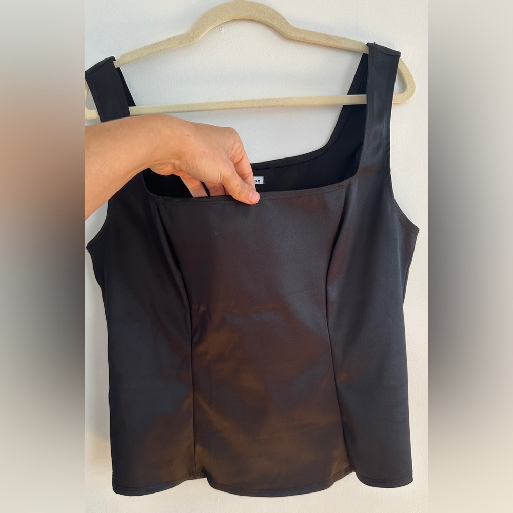 Reformation Black Structured Top!! - image 2